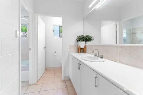 Property photo of 6 Emma Close Mount Sheridan QLD 4868