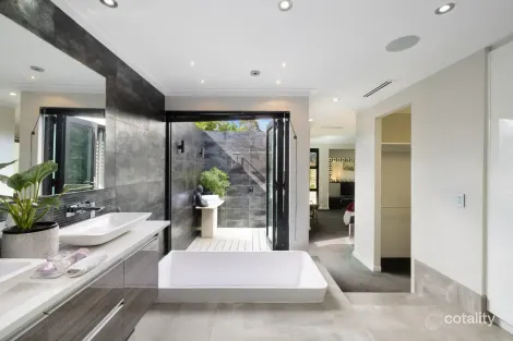 Property photo of 670A Beach Road Hamersley WA 6022