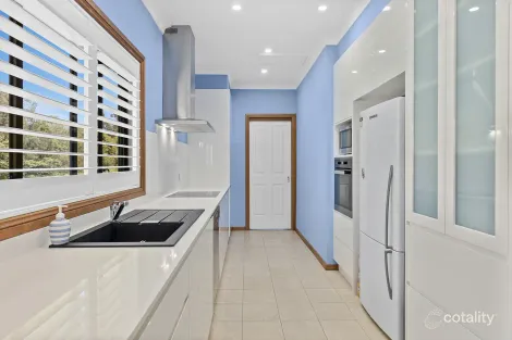 Property photo of 8 Louis Street Corrimal NSW 2518