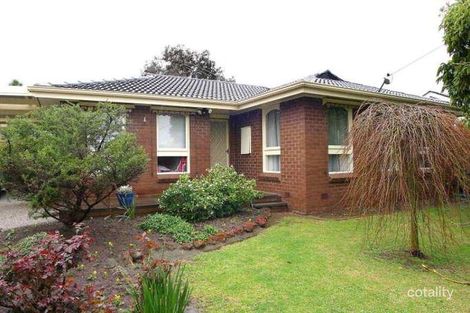 Property photo of 32 Latona Avenue Knoxfield VIC 3180