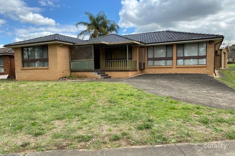 27 Canterbury Rd, St Johns Park, NSW 2176