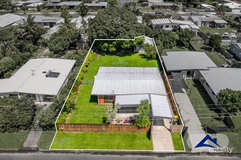 59 Hayward St, Mooroobool, QLD 4870