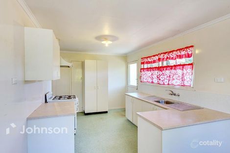 Property photo of 35 Flinders Drive Leichhardt QLD 4305