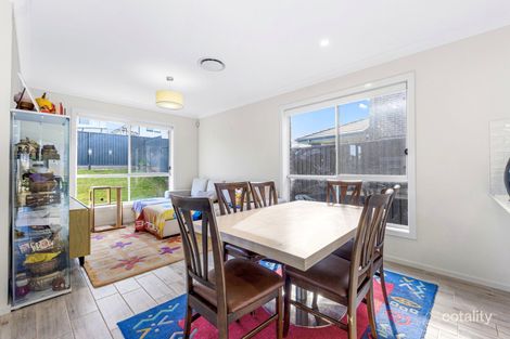 Property photo of 28 Hook Street Bardia NSW 2565