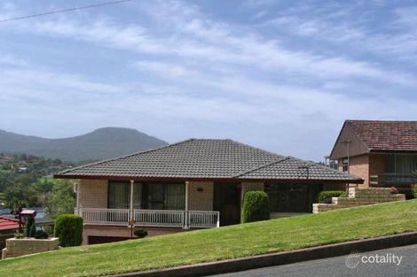 Property photo of 4 Neave Avenue Figtree NSW 2525