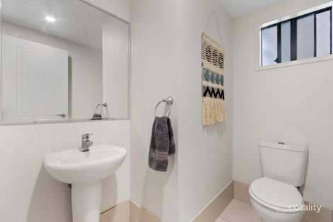 Property photo of 2/21 Willow Tree Drive Reedy Creek QLD 4227