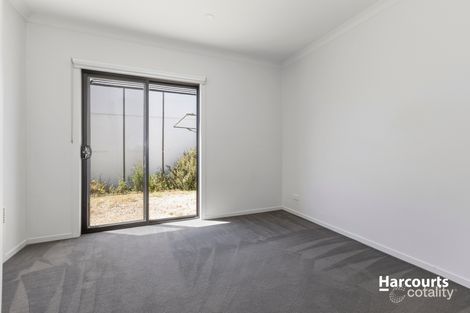 Property photo of 8/9 Moretti Court Marshall VIC 3216