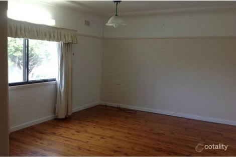 Property photo of 27 Coghlan Crescent Doonside NSW 2767