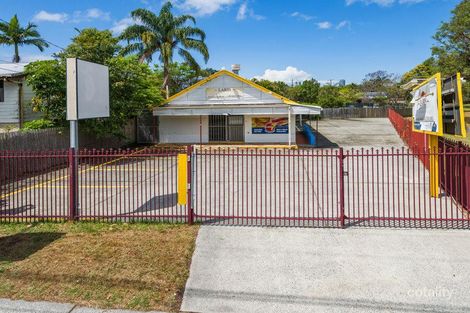 263 Wardoo St, Southport, QLD 4215