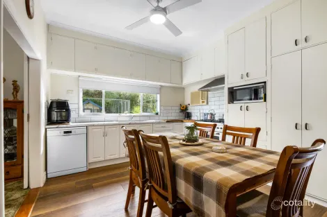 Property photo of 104 Savage Drive Inverleigh VIC 3321