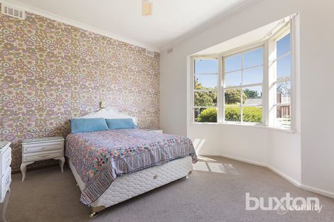 Property photo of 70 Teddington Road Hampton VIC 3188