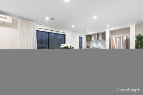 Property photo of 79 Waterman Drive Clyde VIC 3978