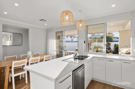 Property photo of 73 Indich Lane Doubleview WA 6018