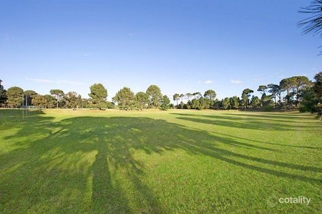 73 Henley St, Manning, WA 6152