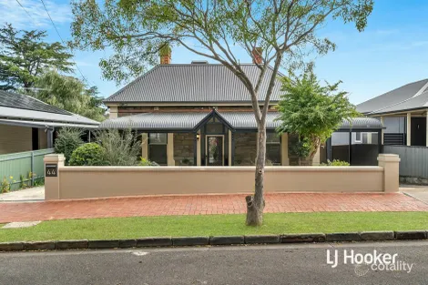 44 PARK TCE, OVINGHAM, SA 5082
