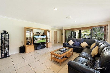 Property photo of 2022 Gracemere Gardens Circuit Hope Island QLD 4212