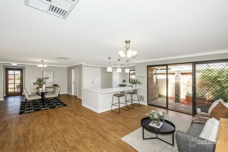 Property photo of 11 Bottlebrush Drive Thornlie WA 6108