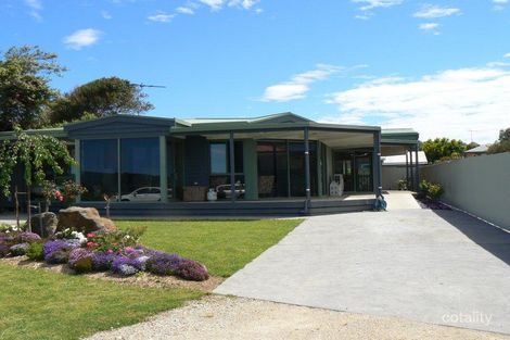 6 Seymour Cres, Apollo Bay, VIC 3233