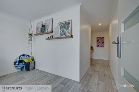 Property photo of 5 Galah Way Wandi WA 6167