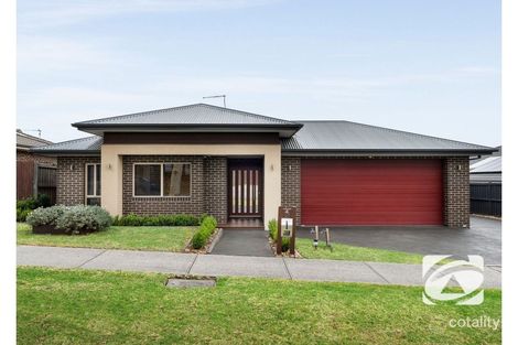 4 Grattan Way, Pakenham, VIC 3810