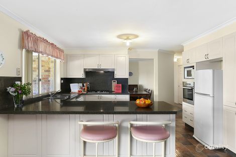 Property photo of 31 Sheringa Grove Cordeaux Heights NSW 2526