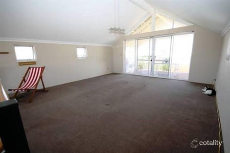 Property photo of 2 Silas Way Dalyellup WA 6230