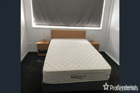 Property photo of 2/100 Glenlyon Street Gladstone Central QLD 4680