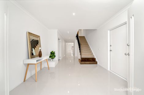 Property photo of 36 Spearmint Boulevard Manor Lakes VIC 3024