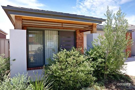 Property photo of 16 Gladesville Street Truganina VIC 3029