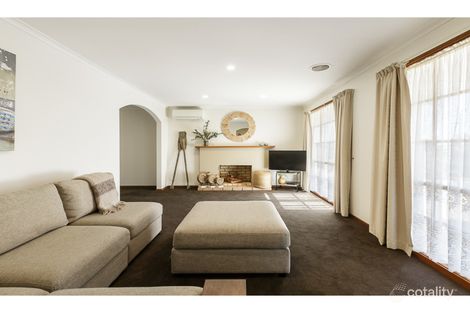 Property photo of 2 Van Ness Avenue Mornington VIC 3931