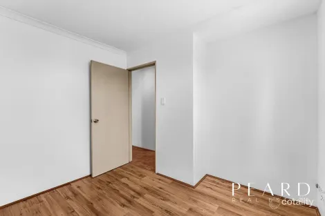 Property photo of 129 Reynolds Road Forrestfield WA 6058