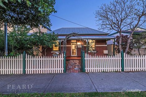 4 Daphne St, North Perth, WA 6006