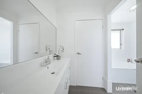 Property photo of 63 Richard Road Rutherford NSW 2320