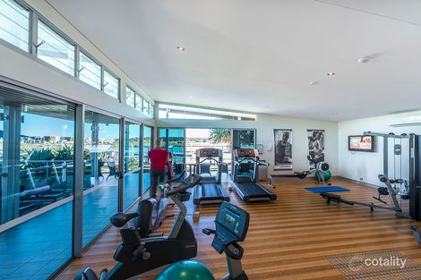3 Galley Rd, Hope Island, QLD 4212