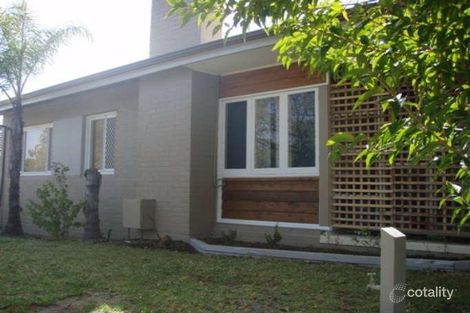 6 Wagoora Way, Koongamia, WA 6056