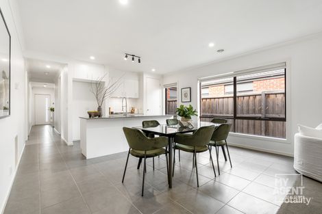 Property photo of 21 Atarhi Parade Lalor VIC 3075