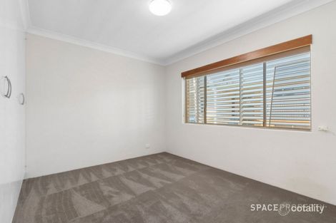 Property photo of 2/20 Hunter Street Kelvin Grove QLD 4059