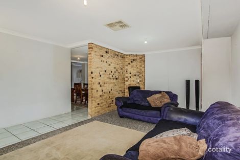 Property photo of 4 Devitt Grove Parmelia WA 6167