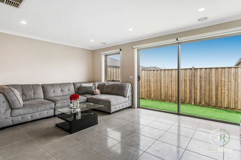 Property photo of 43 Kershope View Clyde North VIC 3978