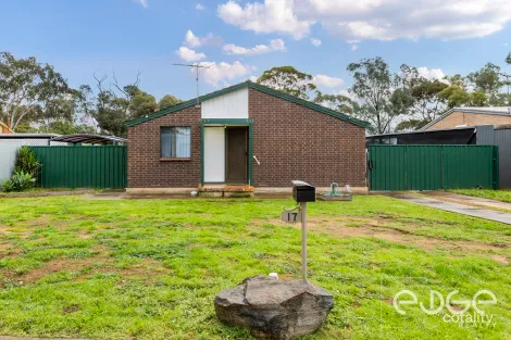 17 Doongara Cres, Munno Para, SA 5115
