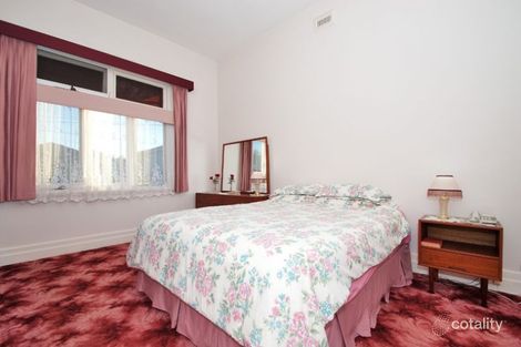 Property photo of 37 Jersey Parade Carnegie VIC 3163