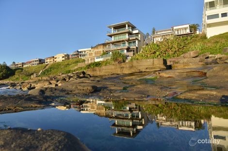 Property photo of 2/6 Ocean Street Yamba NSW 2464