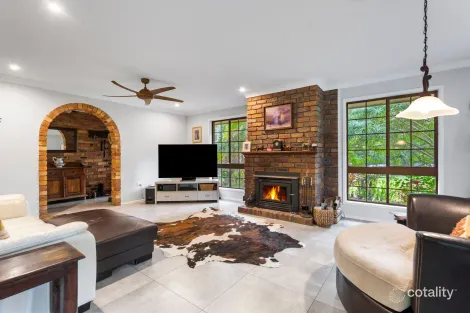 Property photo of 34 Lagoon Road Carbrook QLD 4130