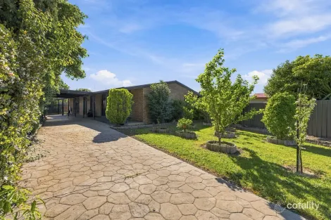 18 Ellen Way, Sale, VIC 3850