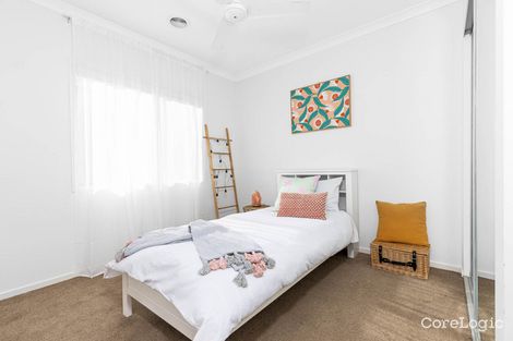 Property photo of 21 Anton Drive Alfredton VIC 3350