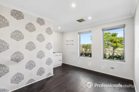 Property photo of 41 Shackleton Terrace Byford WA 6122