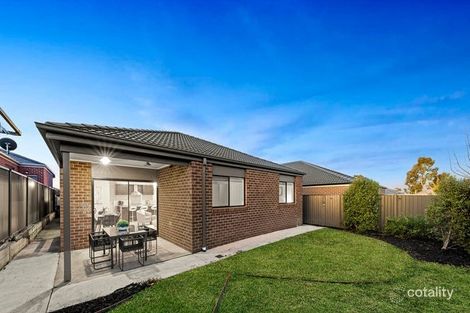 Property photo of 4 Ogilvie Court Cranbourne East VIC 3977