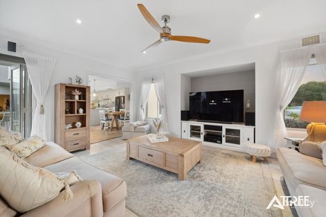 Property photo of 22 Parkview Drive Southern River WA 6110