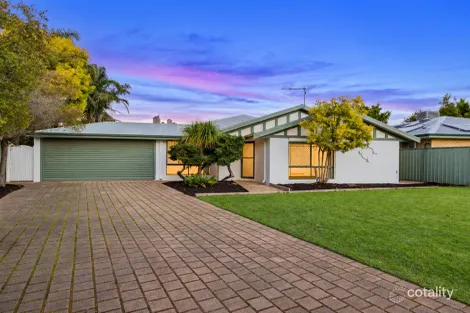 26 Skua Gr, Seville Grove, WA 6112