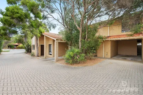 18/90 Gilbertson Rd, Kardinya, WA 6163